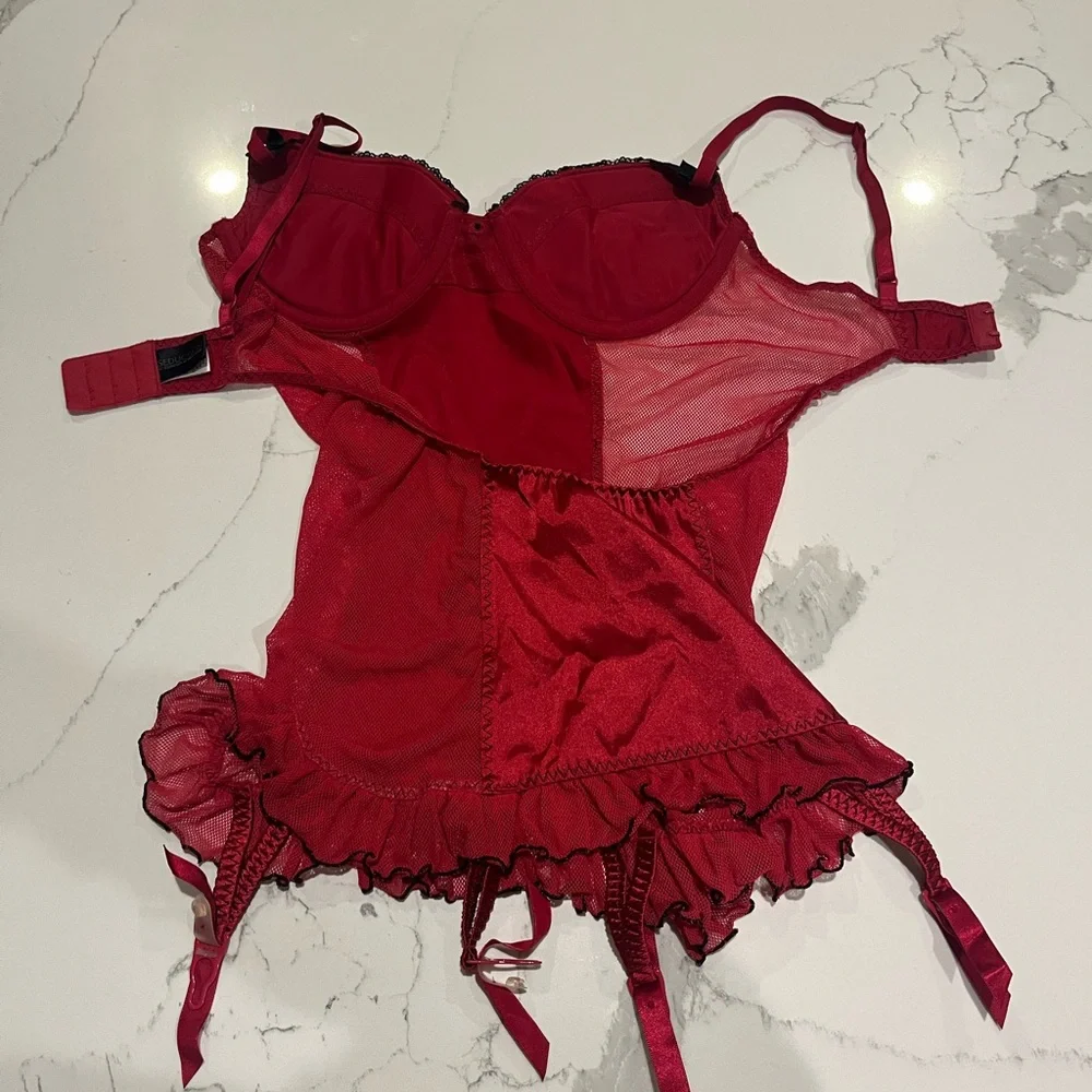 Frederick's of Hollywood Corset Garter Straps Size Small Elegant Red Sexy Sheer - Picture 11 of 14